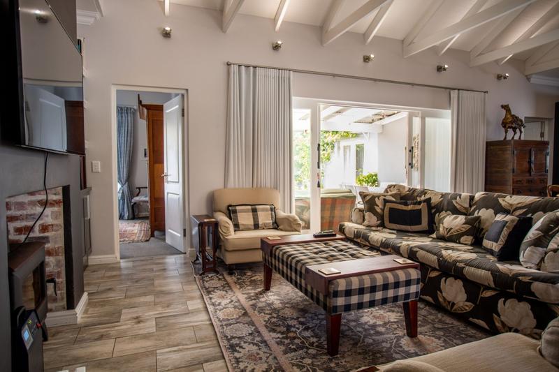 To Let 3 Bedroom Property for Rent in Whale Rock Gardens Western Cape